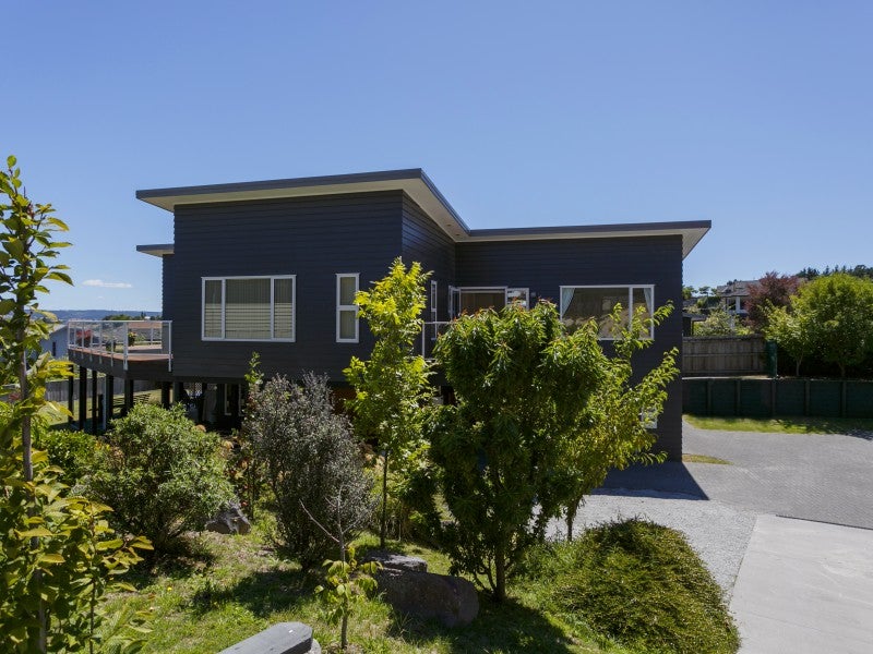 29 Botanical Heights Drive, Waipahihi, Taupo - Carousel 2