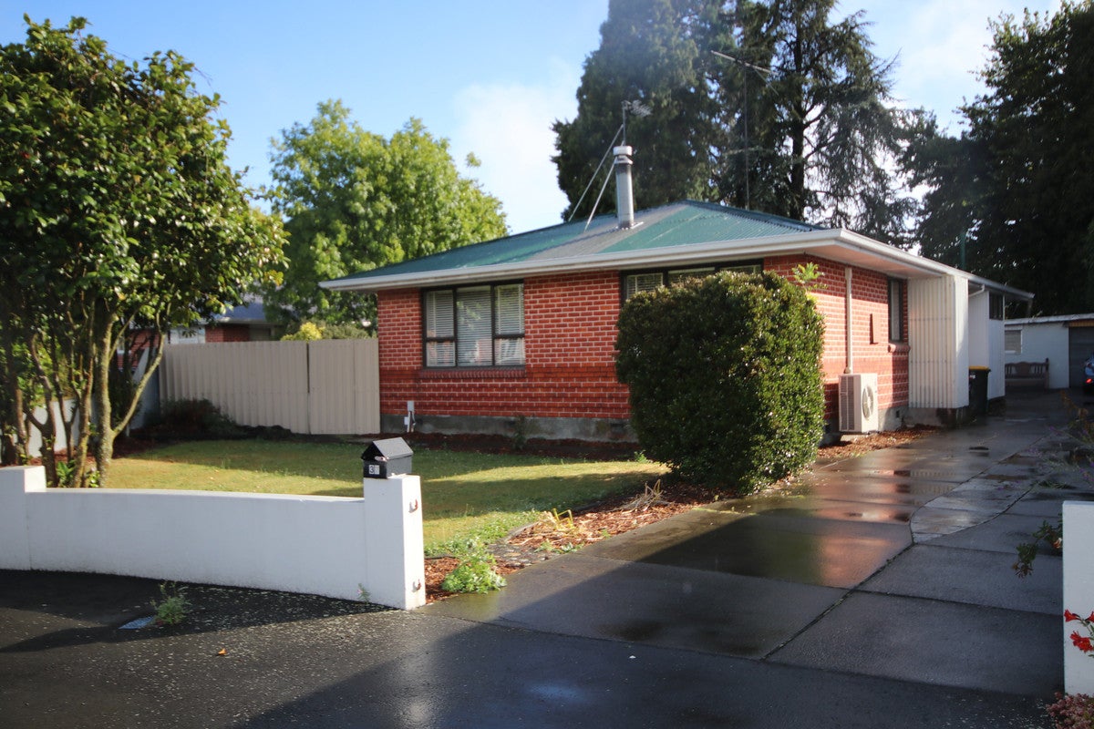 37 Davis Crescent, Netherby, Ashburton - Carousel 1
