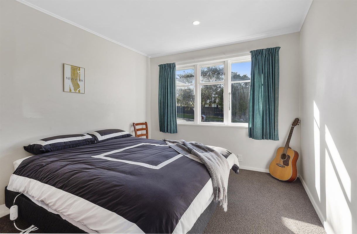 16 Kereru Bend, Tawa, Wellington - Carousel 18