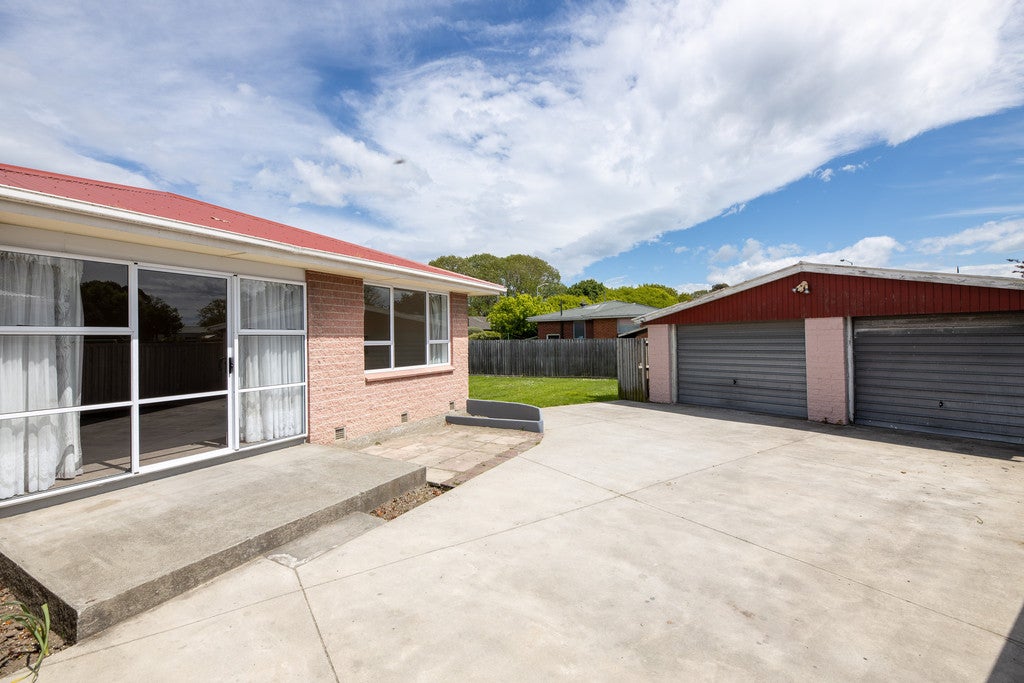 5 Blanray Place, Bishopdale, Christchurch - Carousel 1