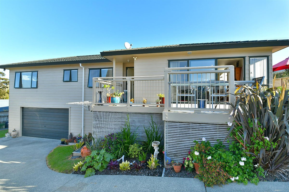 43 Athol Place, Algies Bay, Warkworth - Carousel 1