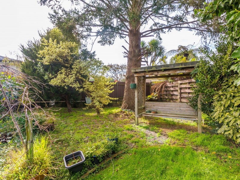 9 Brightwater Crescent, Totara Park, Upper Hutt - Carousel 20