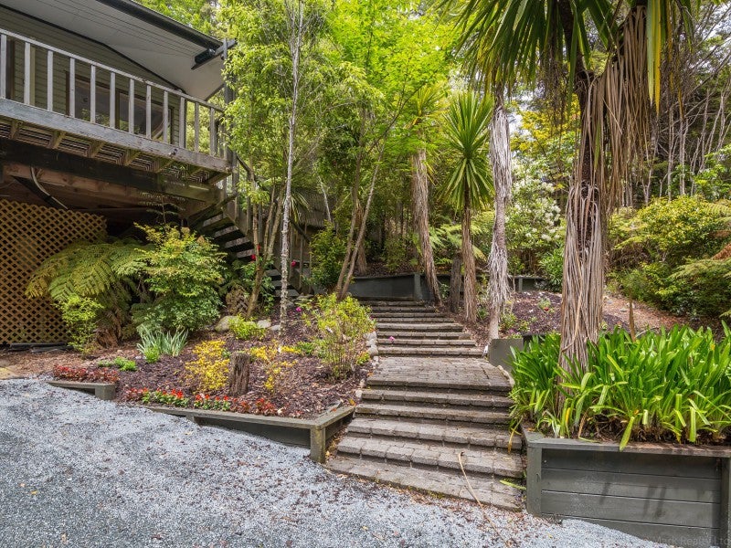 7 Tiniroa Grove, Silverstream, Upper Hutt - Carousel 26
