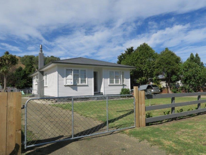 22 Hooper Street, Tamarau, Gisborne - Carousel 17