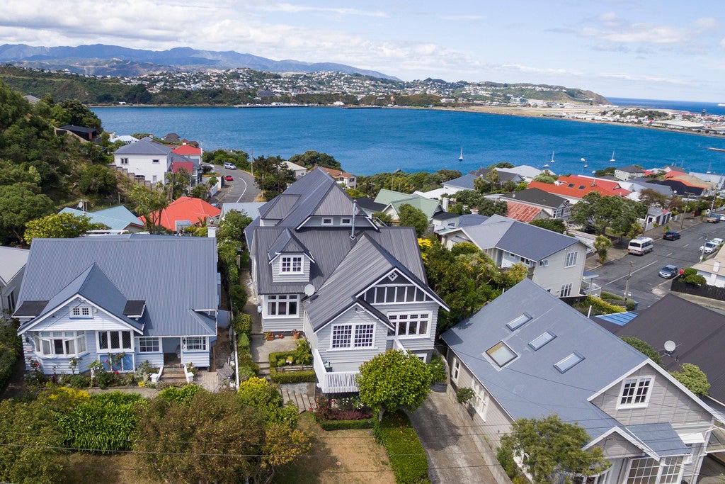 63 Waipapa Road, Hataitai, Wellington - Carousel 25