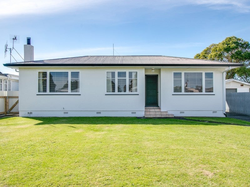 14 Shackleton Street, Maraenui, Napier - Carousel 1