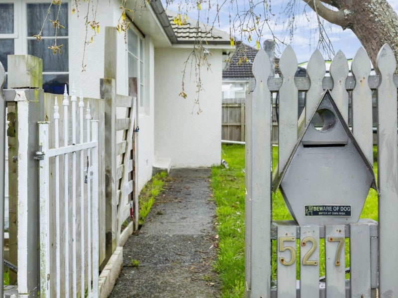 527 Fergusson Drive, Trentham, Upper Hutt - Carousel 2