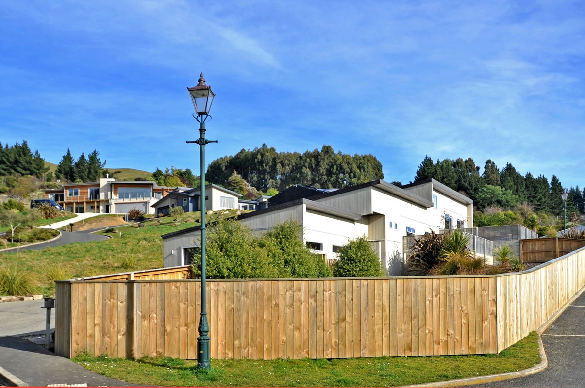 24 Clearwater Street, Broad Bay, Dunedin - Carousel 2