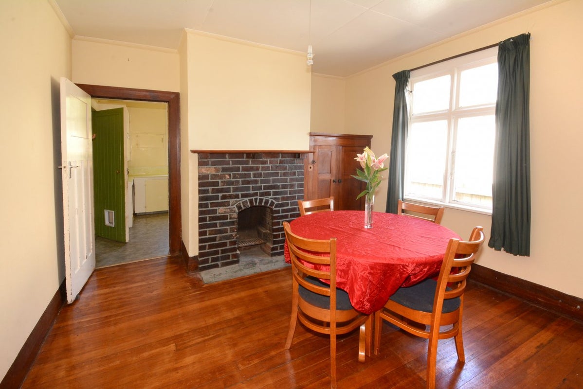 27 Spottiswoode Street, Andersons Bay, Dunedin - Carousel 2