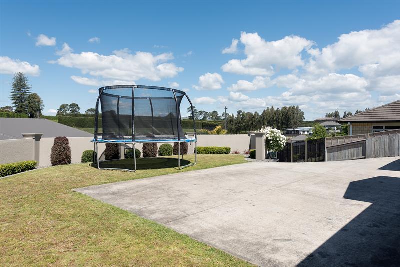 36 Veda Place, Pyes Pa, Tauranga - Carousel 21