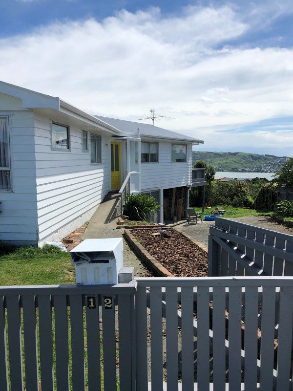 12 Toporoa View, Ascot Park, Porirua - Carousel 1