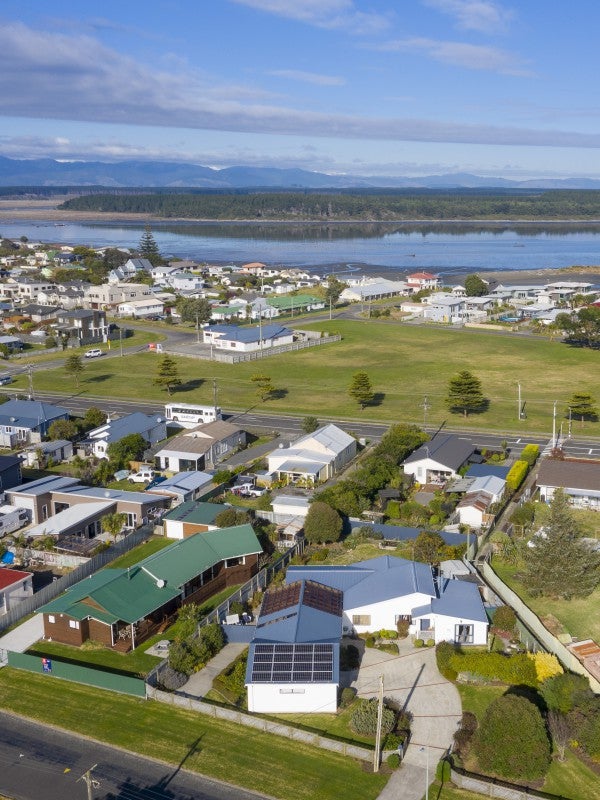 30 Pratt Avenue, Foxton Beach, Foxton - Carousel 2