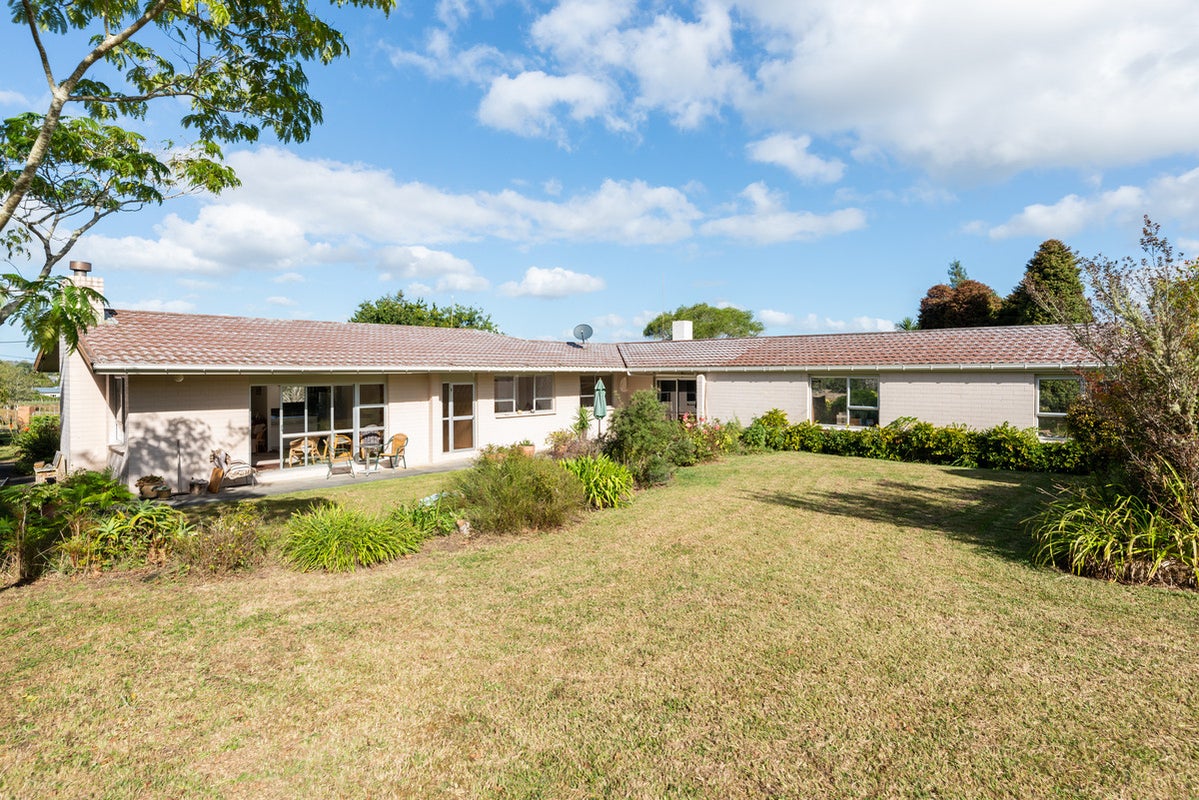 87 Kahikatea Flat Road, Albany - Carousel 1