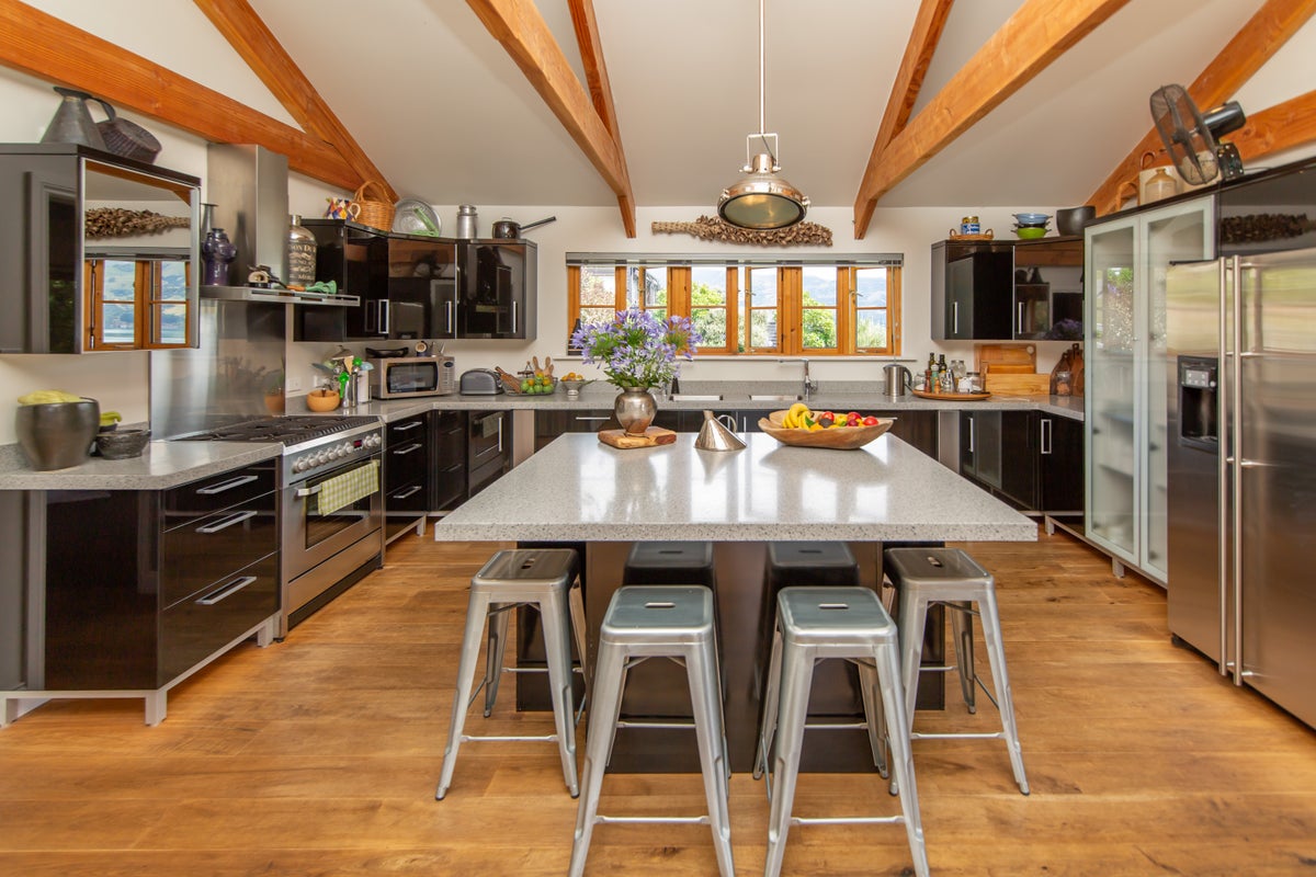 11 Stanley Place, Akaroa, Akaroa - Carousel 2