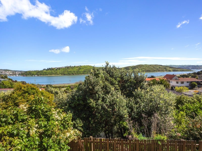 82 Tweed Road, Papakowhai, Porirua - Carousel 19