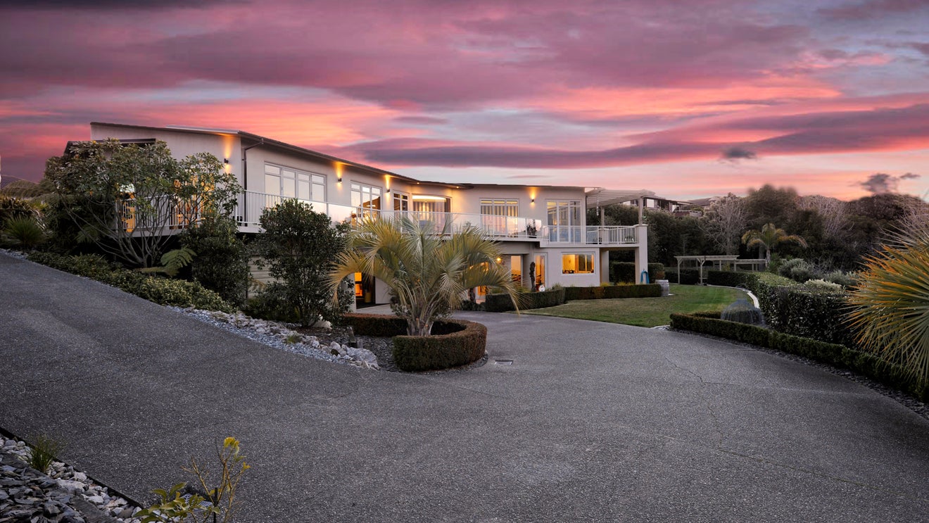 46 Brabant Drive, Ruby Bay, Mapua - Carousel 1