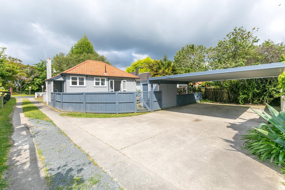 46 Casey Avenue, Fairfield, Hamilton - Carousel 20