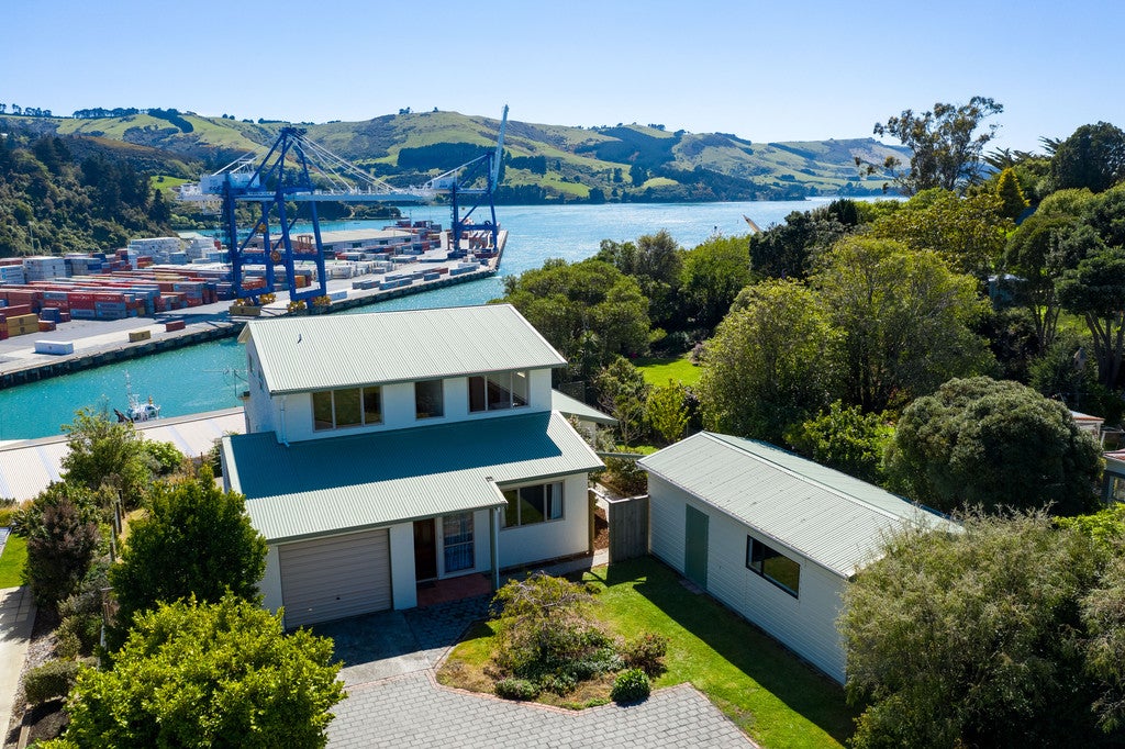 15 Scotia Street, Port Chalmers, Dunedin - Carousel 1