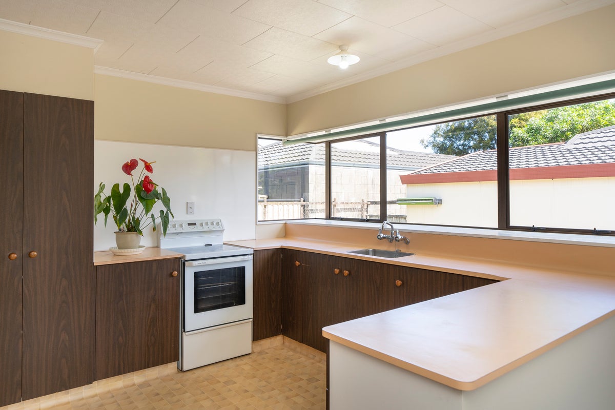 7 Brydon Way, The Wood, Nelson - Carousel 2