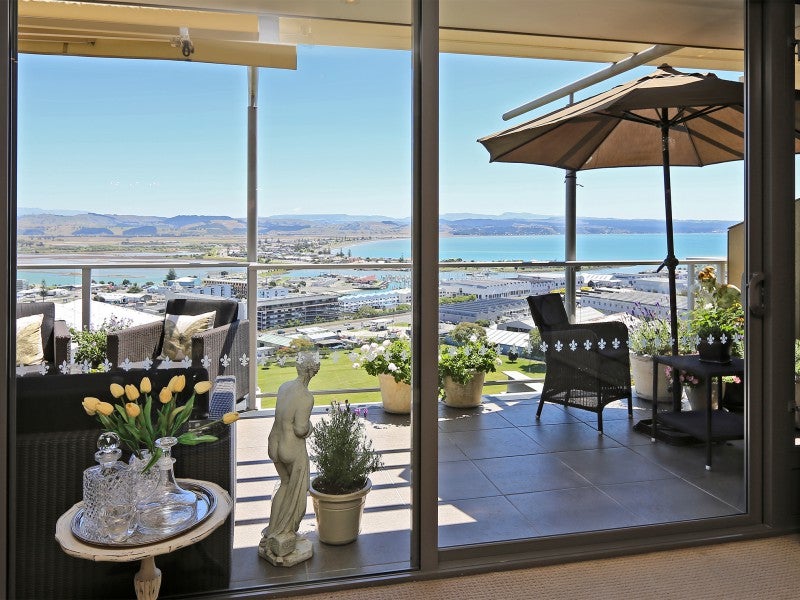 1/22 Hospital Terrace, Hospital Hill, Napier - Carousel 1