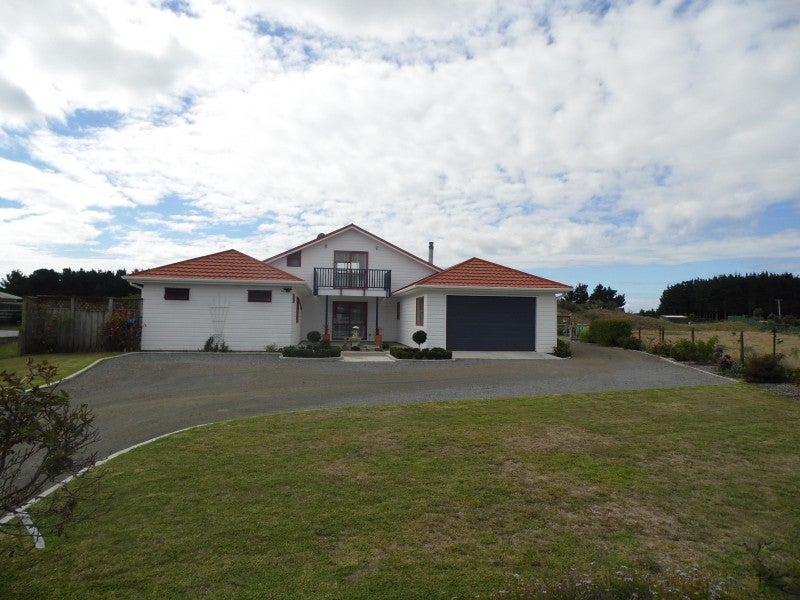 578 Waitarere Beach Road, Waitarere Beach, Levin - Carousel 2