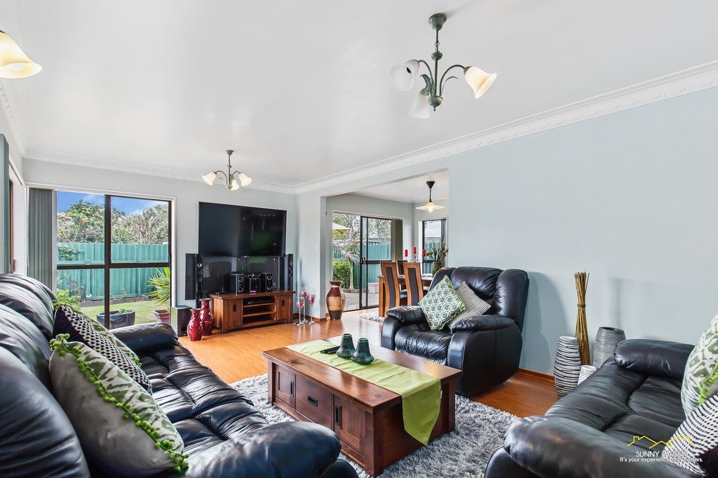 2/11 Buckingham Crescent, Papatoetoe, Auckland - Carousel 2