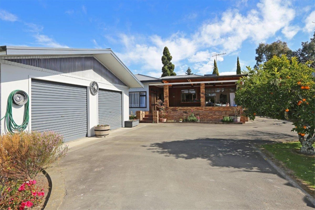 908 St Aubyn STreet E, Parkvale, Hastings - Carousel 2