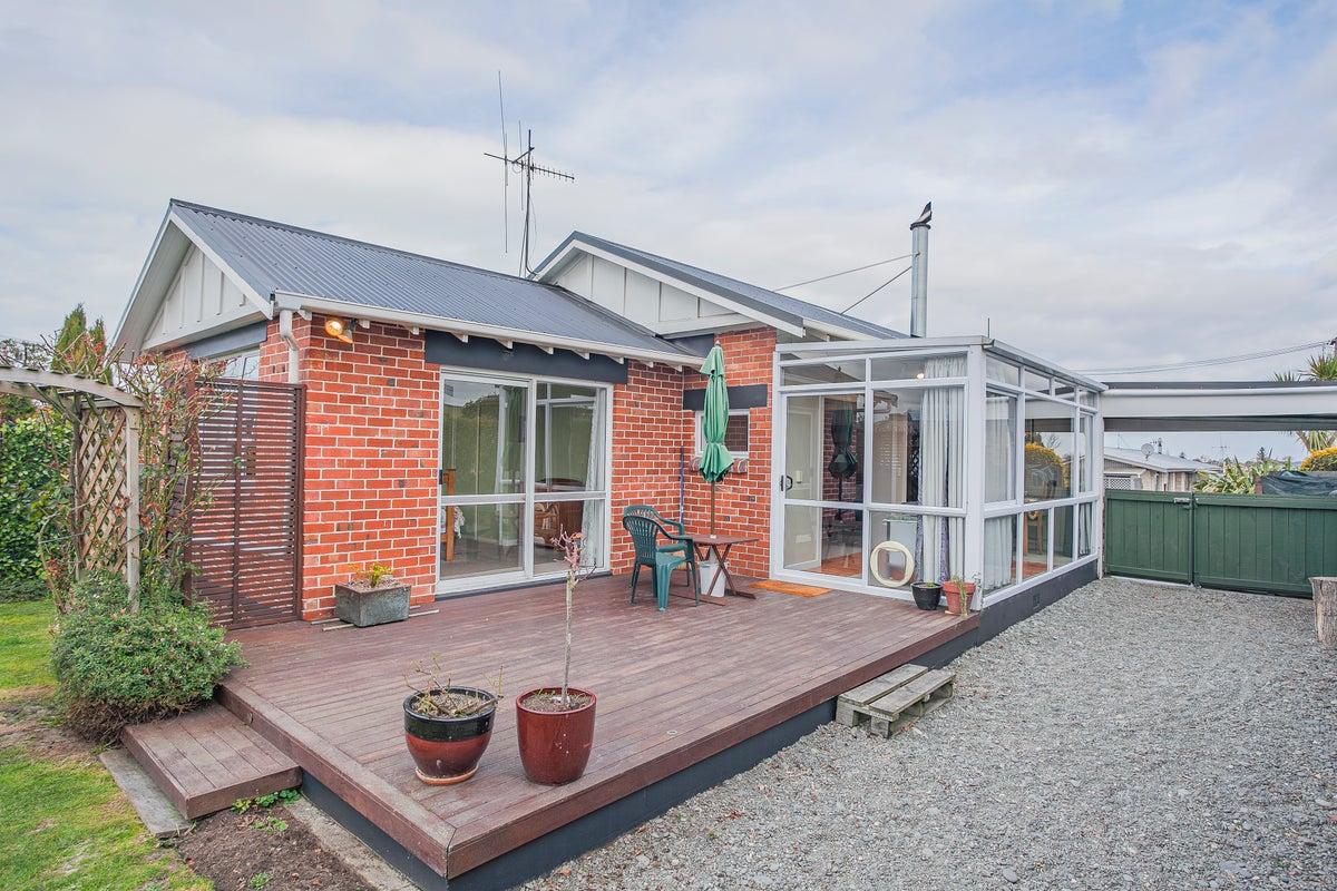 27 Jackson Street, West End, Timaru - Carousel 25