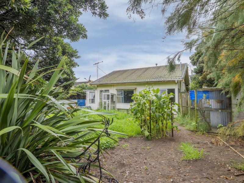 82 Moana Street, Otaki Beach, Otaki - Carousel 2