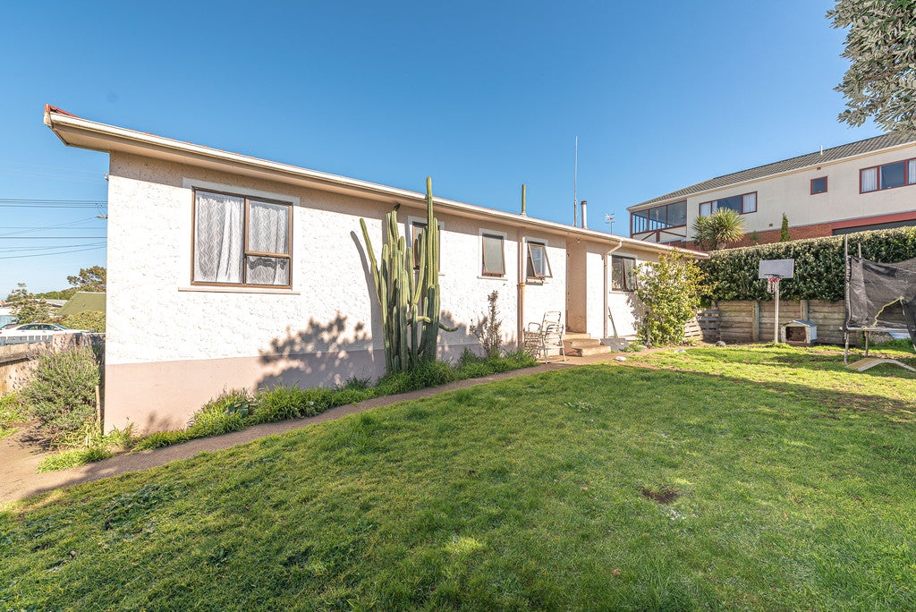90 Matai Street, Castlecliff, Whanganui - Carousel 15