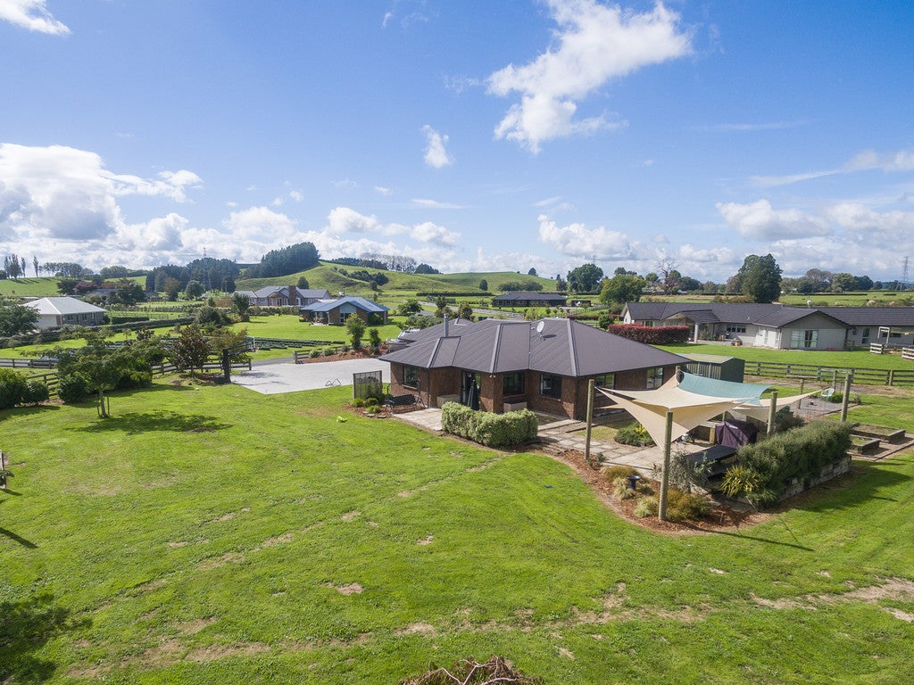 196A Inglefield Street, Pirongia, Te Awamutu - Carousel 1