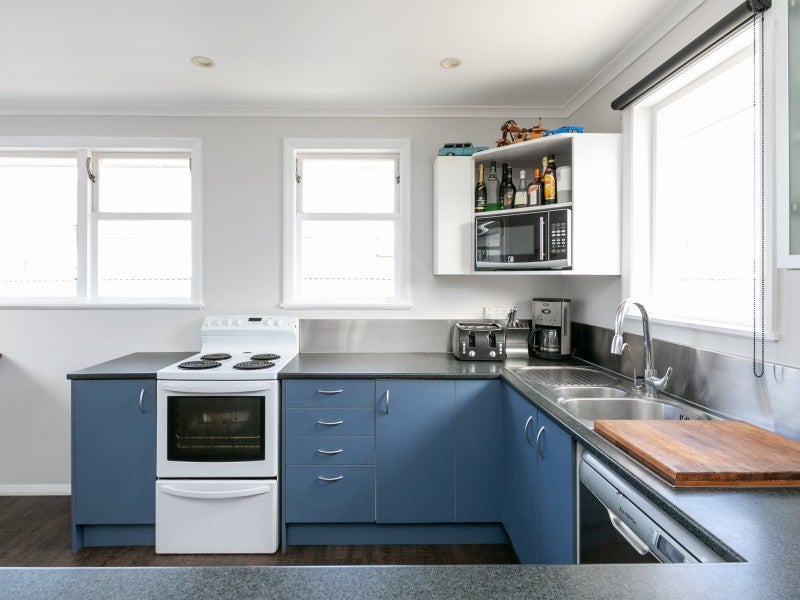 3 Plowman Crescent, Onekawa, Napier - Carousel 2