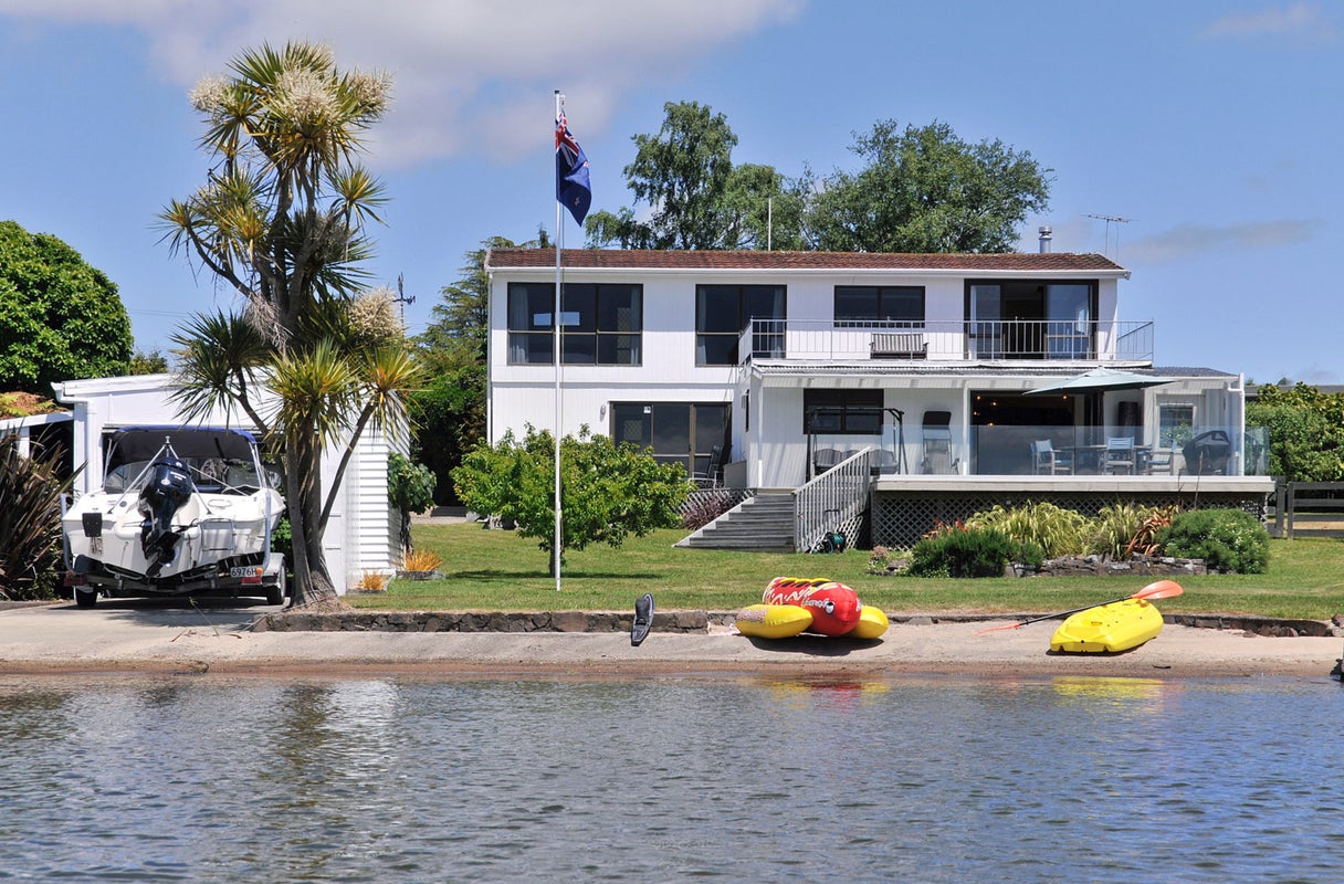 44 Ranginui Street, Ngongotaha, Rotorua - Carousel 1