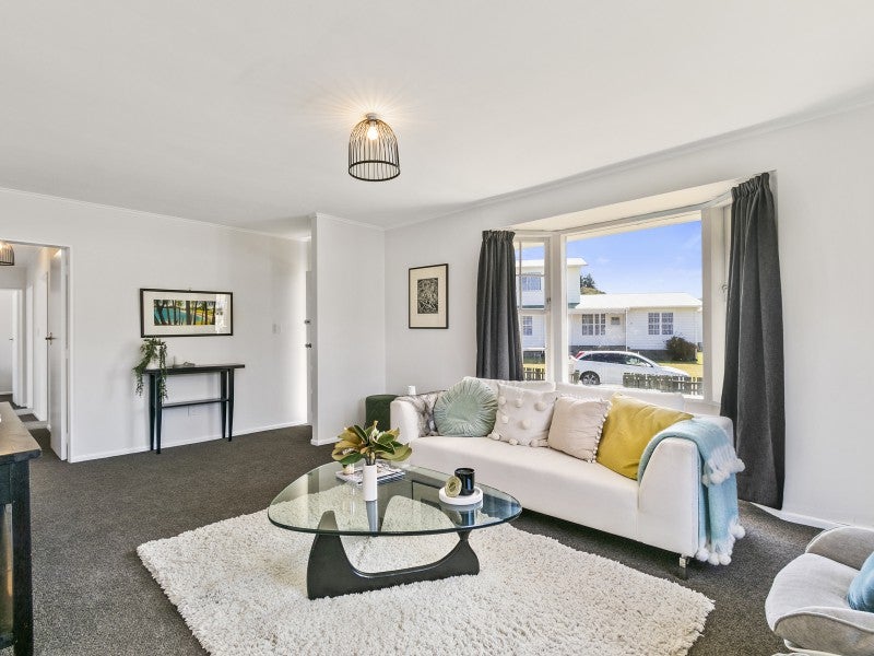 21 Hamstead Street, Wainuiomata, Lower Hutt - Carousel 1