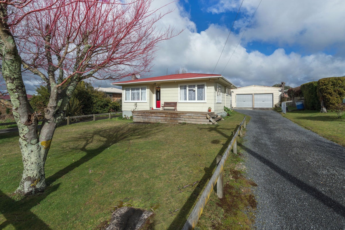 40A Island View Road, Western Heights, Rotorua - Carousel 1