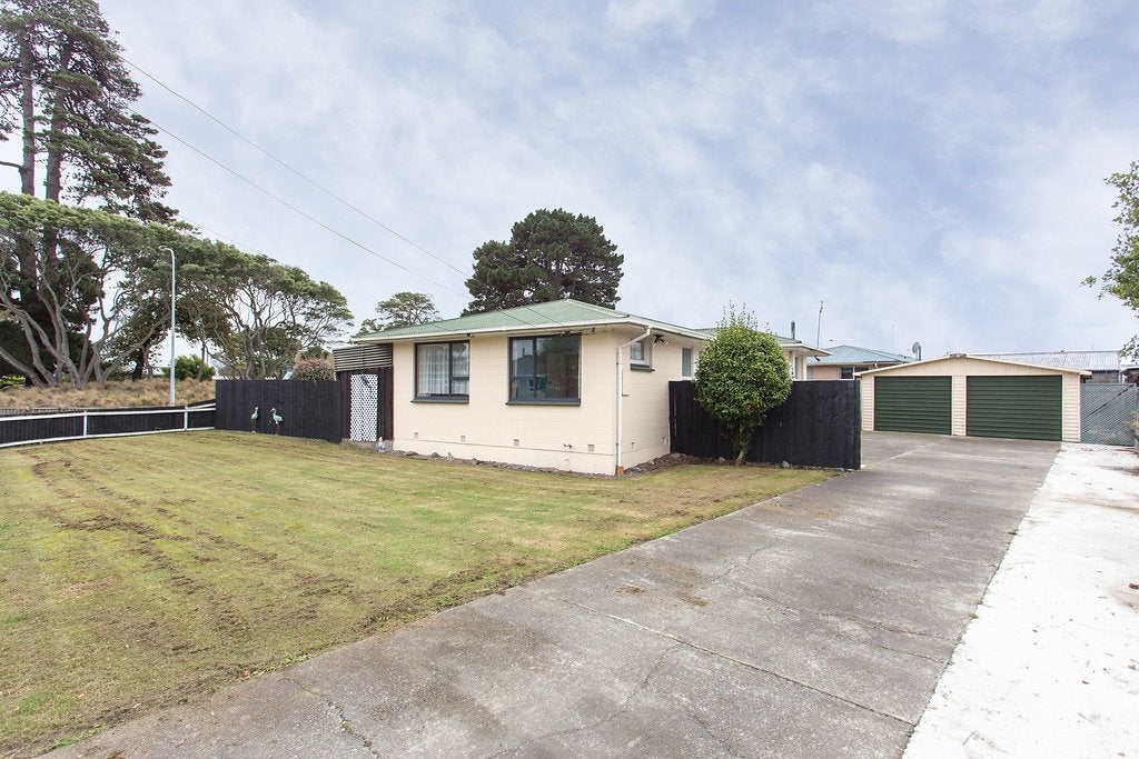 369 Breezes Road, Aranui, Christchurch - Carousel 2