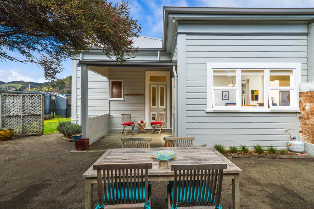 1/227 Hampden Street, Nelson South, Nelson - Carousel 2