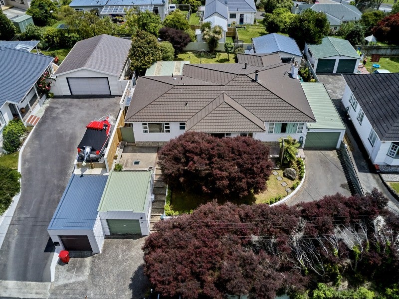 10 Ngatitoa Street, Tawa, Wellington - Carousel 1