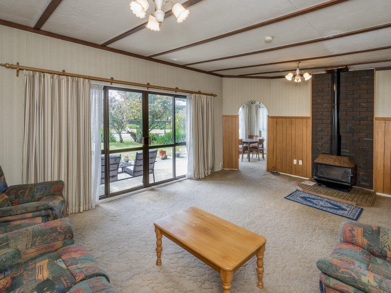 36 Rangihiroa Street, Waikanae Beach, Waikanae - Carousel 2