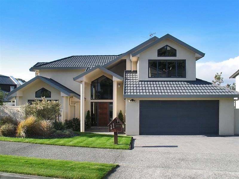 11 Claverton Grove, Churton Park, Wellington - Carousel 1