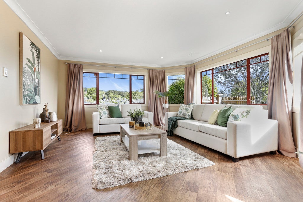 19 Oratia Drive, Glen Eden, Auckland - Carousel 2