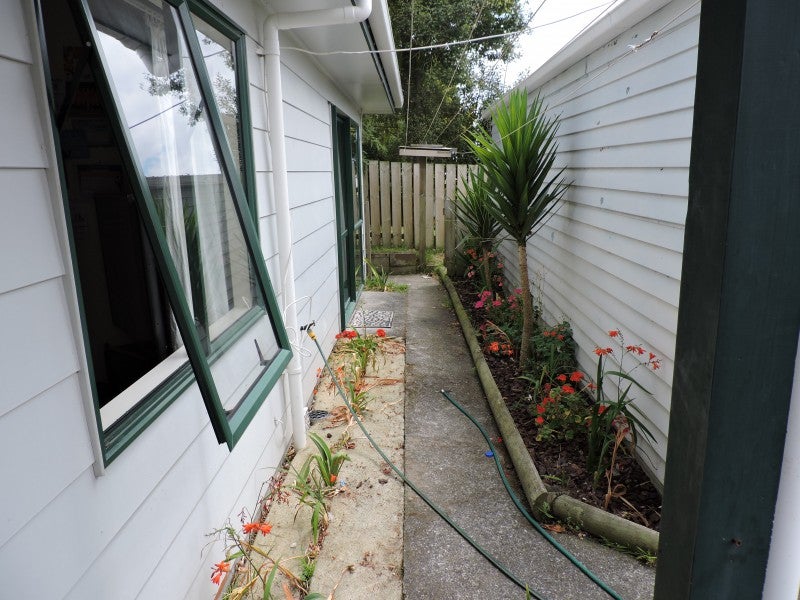 2/199 Tauhara Road, Tauhara, Taupo - Carousel 13