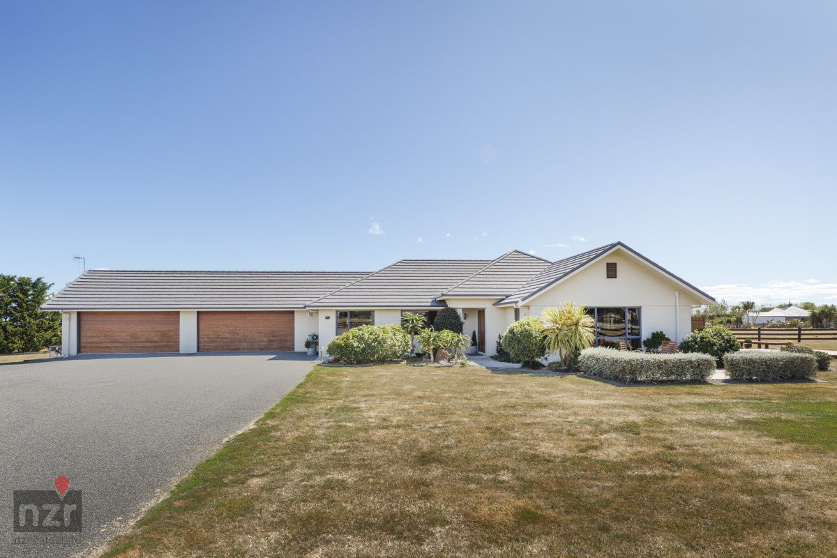 75 Spur Road West, Colyton, Feilding - Carousel 2