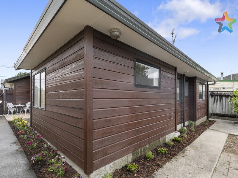 1/4 PORUTU ST, Fairfield, Lower Hutt - Carousel 18