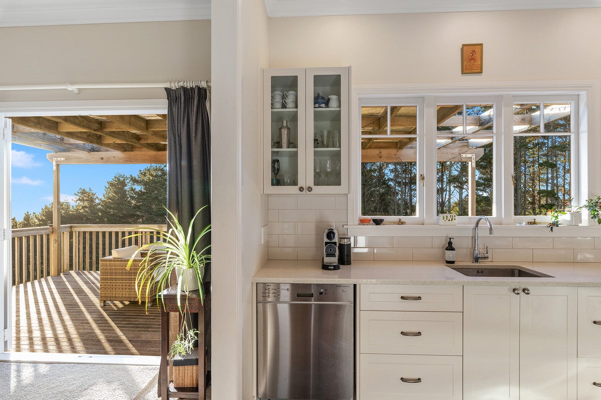 408A Paremoremo Road, Paremoremo, Auckland - Carousel 2