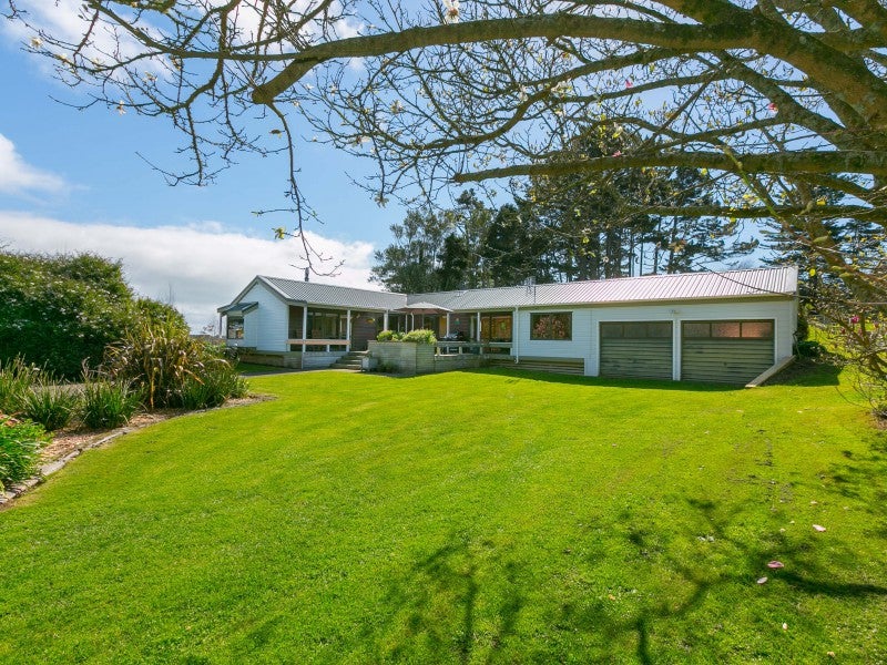 328 Henwood Road, Hillsborough, New Plymouth - Carousel 1