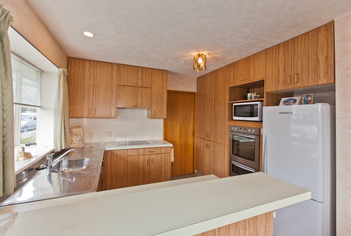 17 Bradford Avenue, Sydenham, Christchurch - Carousel 2