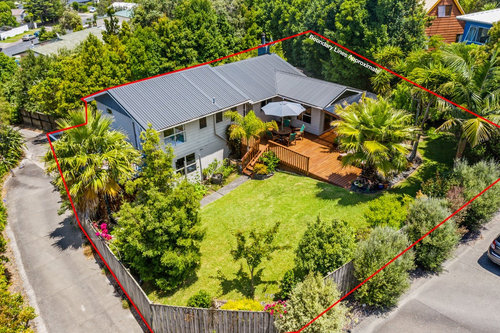 68 Brian Crescent, Stanmore Bay, Whangaparaoa - Carousel 1
