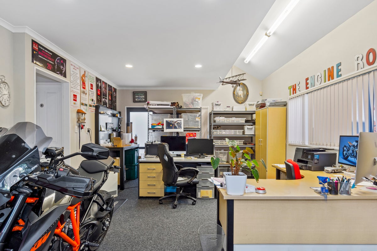 10 Selwyn Street, Somerfield, Christchurch - Carousel 16
