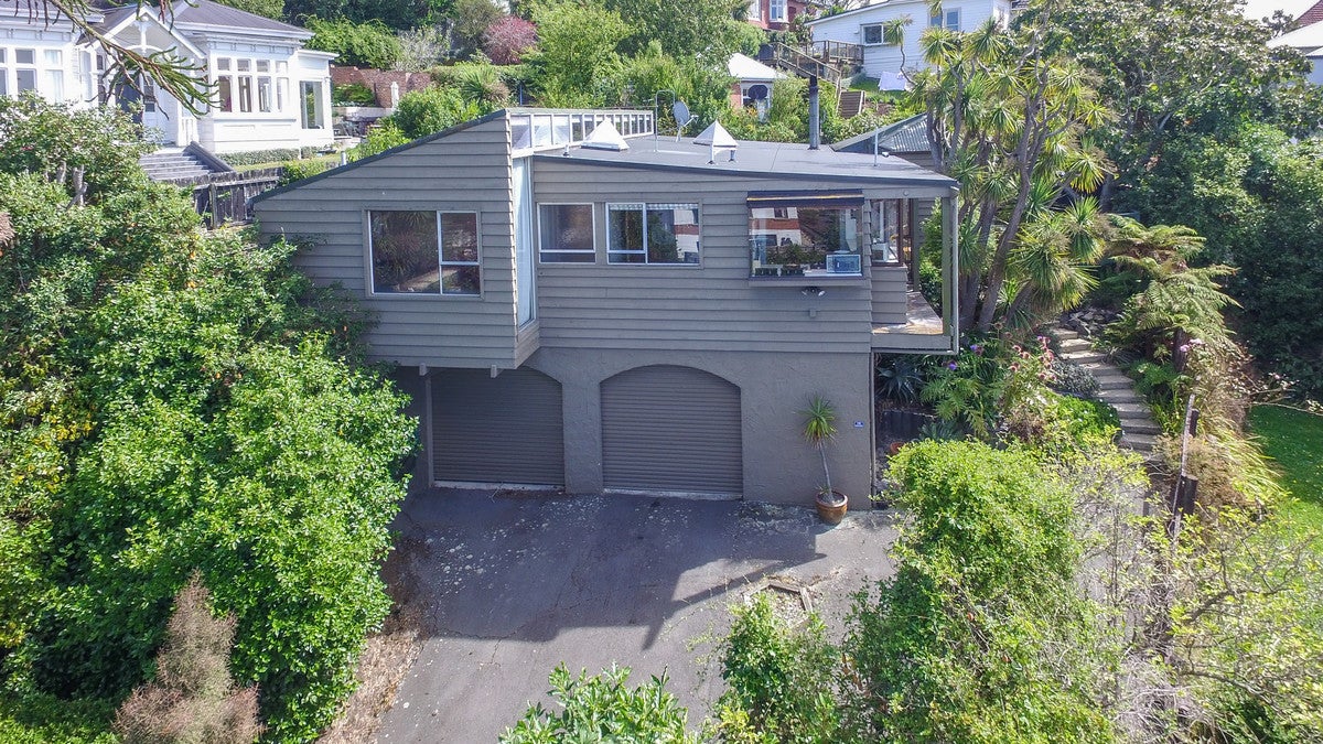 16 Middleton Road, Kew, Dunedin - Carousel 1